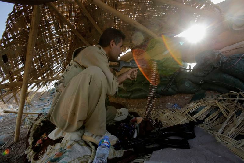 L'armée irakienne et les forces kurdes progressent face à l'EI
