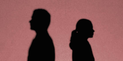 « Le danger est grand de laisser le pouvoir à des hommes qui peuvent compromettre les droits fondamentaux des femmes », estime le collectif 2GAP.