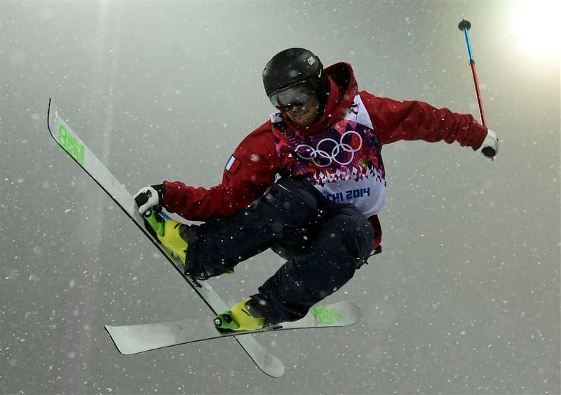 JO: le Français Kevin Rolland médaillé de bronze en ski halfpipe