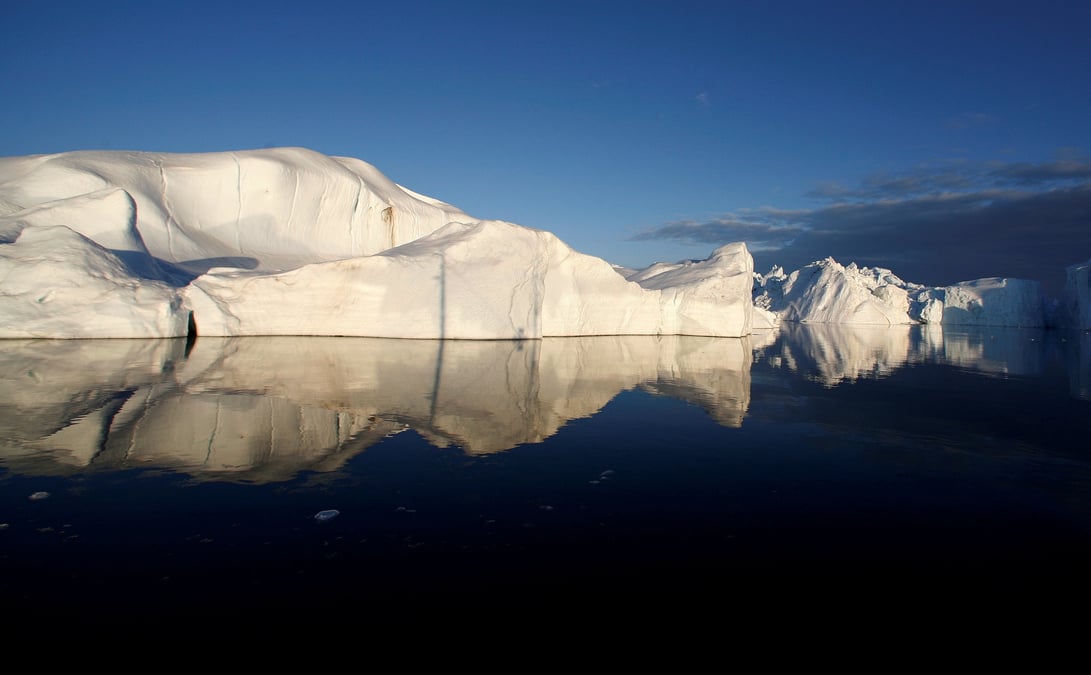 La fonte des calottes glaciaires du Groenland pourrait faire augmenter le niveau des mers de deux mètres d'ici 2100.