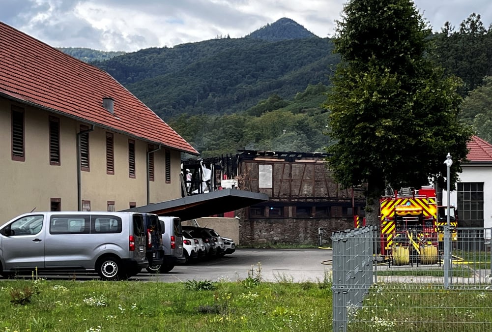 Une maison de vacances pour personnes handicapees ravagee par un incendie a wintzenheim