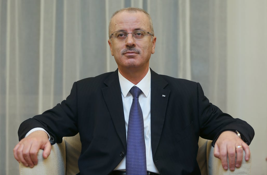 Le gouvernement palestinien demissionne