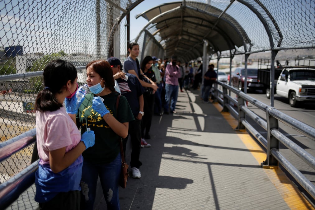 Coronavirus: trump pourrait empecher le retour de citoyens suspectes de contamination