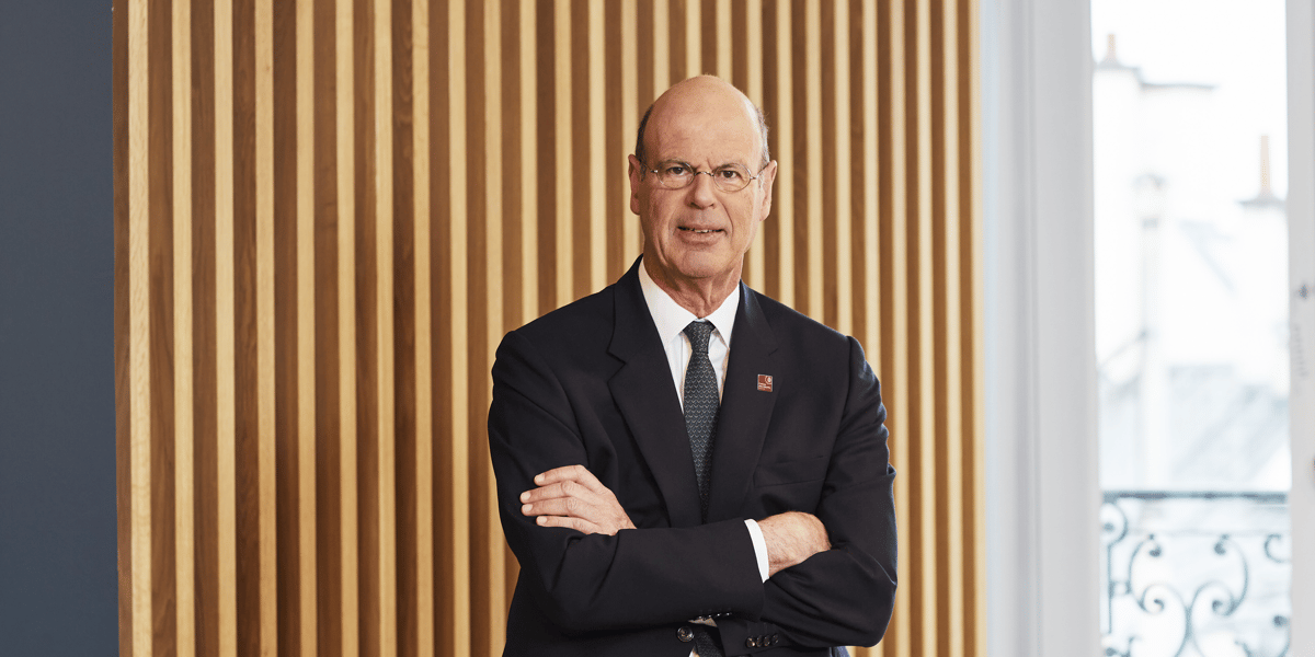 « 2,7 millions de personnes attendent un logement social (...). C'est l'une des causes de la crise politique que nous connaissons », estime Eric Lombard, directeur général de la Caisse des dépôts.