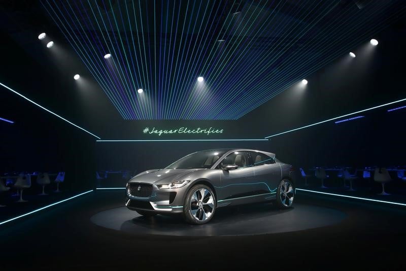 Jaguar veut construire des voitures electriques en grande-bretagne