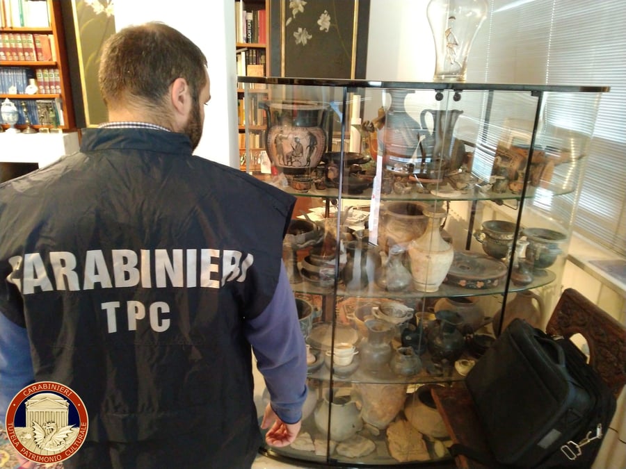 Coup de filet en europe, 10.000 objets archeologiques retrouves