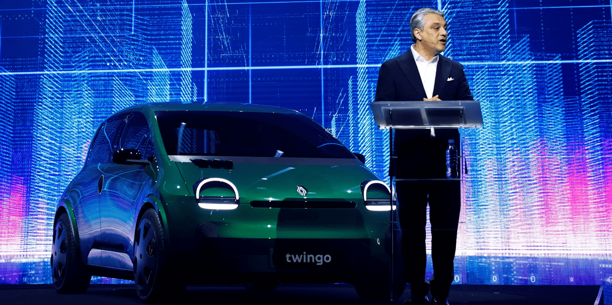 Luca de Meo a présenté la future Twingo électrique lors du Capital market day d'Ampere aujourd'hui. Malgré quelques modifications, on retrouve le style des toutes premières Twingo sorties en 1993.
