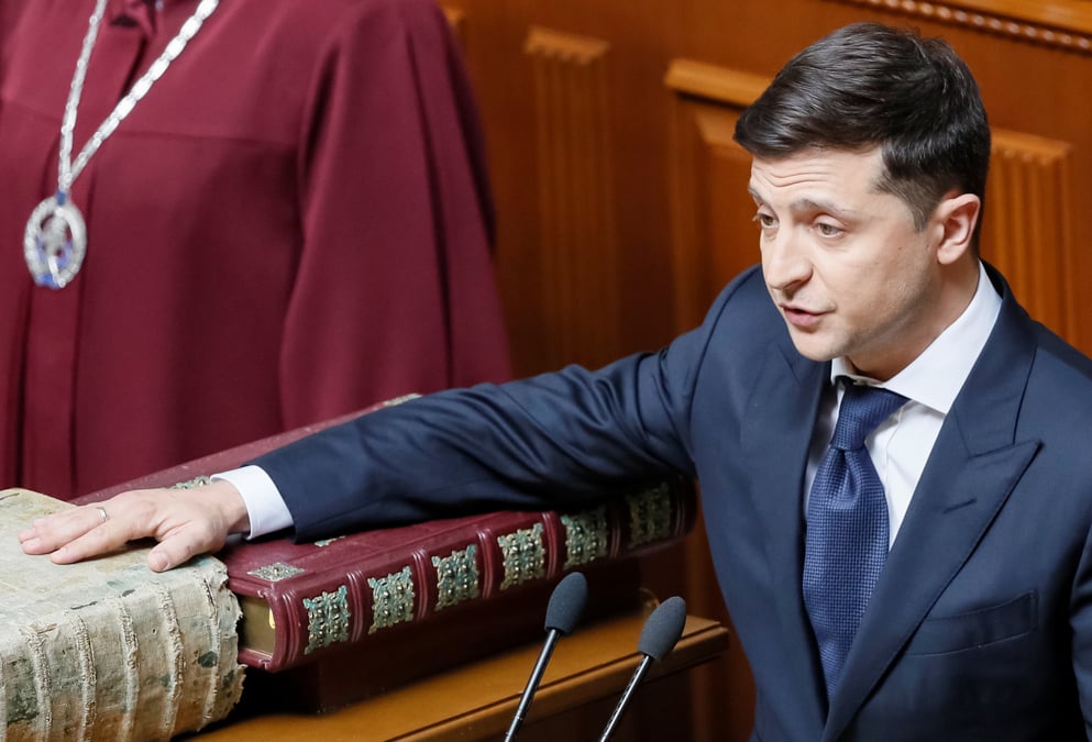 Ukraine: zelenski dissout le parlement et convoque des elections