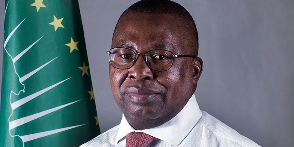 "Les pays africains profitent donc de l'occasion pour dire que nous utilisons nos ressources naturelles pour mettre l'Afrique sur le chemin de la transition vert e. Mais cela ne signifie pas que nous négligeons le fait que le pollueur paie." Albert Muchanga, Commissaire au commerce et à l’industrie de la Commission de l’Union africaine (UA).