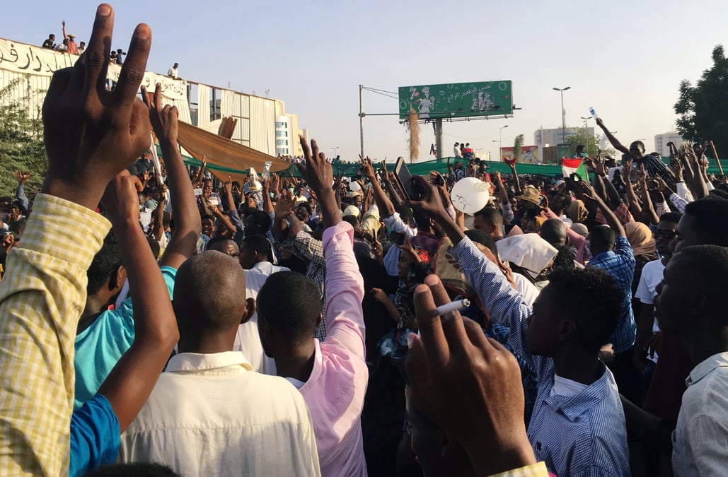 Soudan: des coups de feu entendus dans les manifestations a khartoum