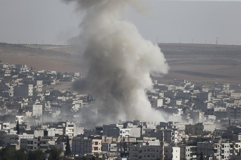 Les frappes américaines continuent près de Kobani en Syrie