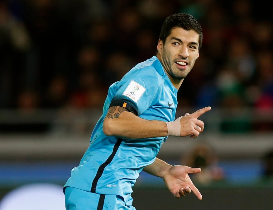 Suarez signe un triple et envoie barcelone en finale