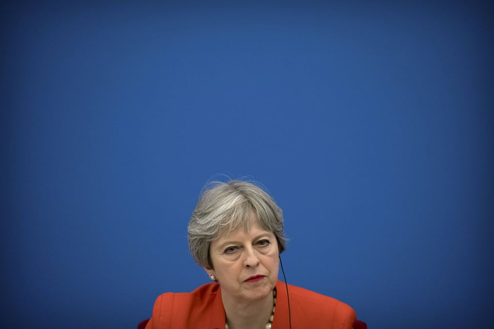 Brexit: accord avec l'ue sur la periode de transition d'ici 7 semaines, a dit may