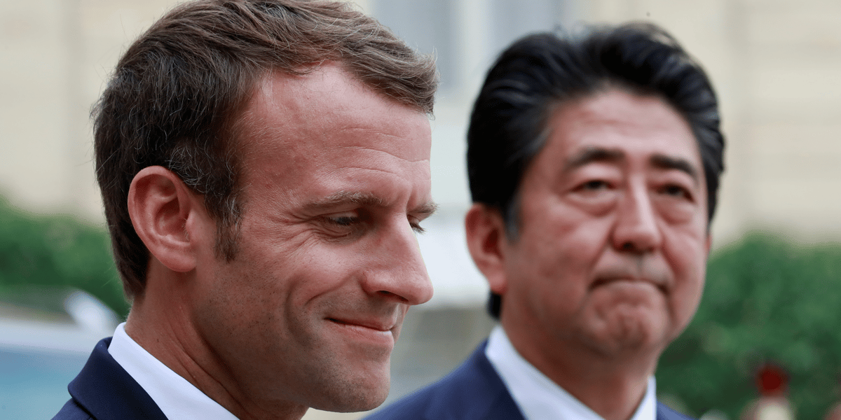 Renault-nissan: macron a rappele a abe son attachement a l'alliance et sa stabilite