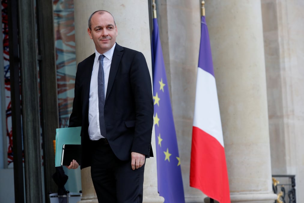 Retraites: berger deplore les "atermoiements" de l'executif, delevoye persiste