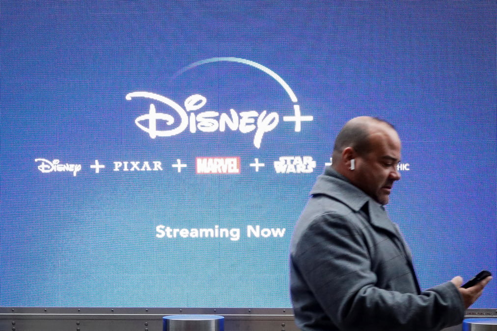 Disney lance sa plateforme de streaming, se dit victime de son succes