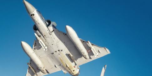 Le nombre de Mirage 2000-5 en service s'élève actuellement dans l'armée de l'Air française à 26 appareils basés à Luxeuil/Saint-Sauveur et Djibouti.