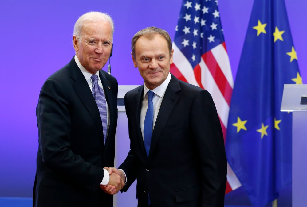 Joe biden souhaite que bruxelles et washington fassent front commun sur l'ukraine