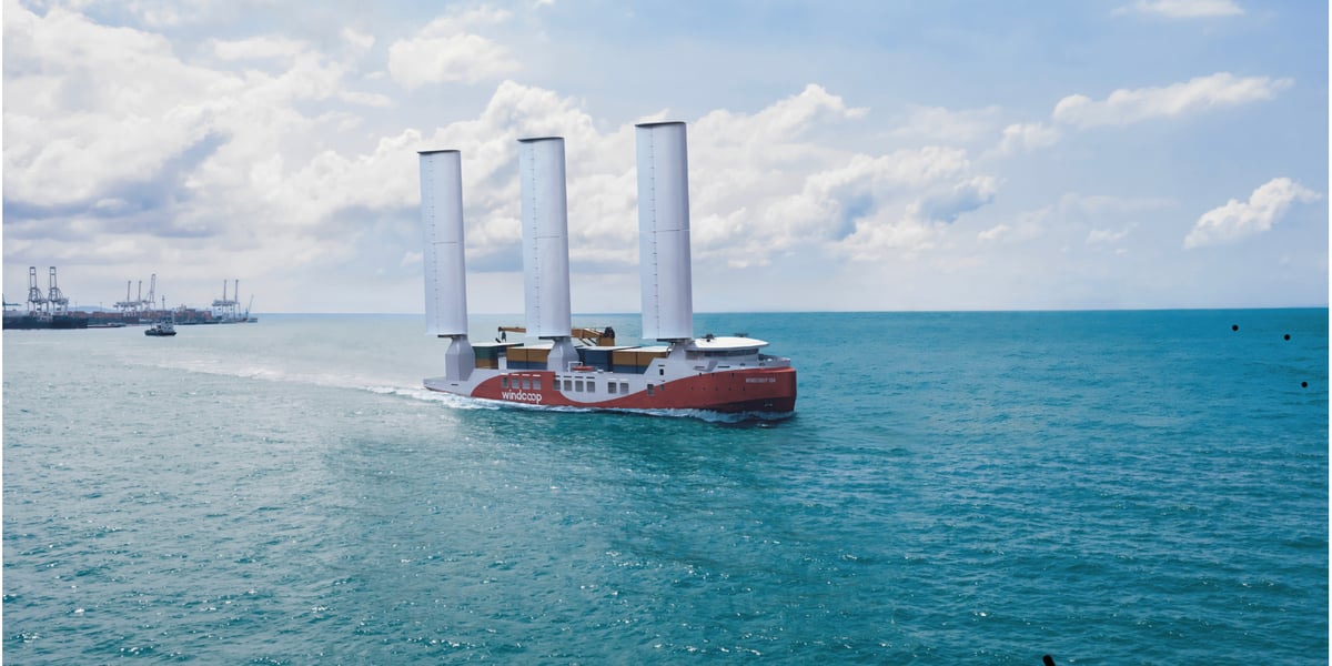 Le futur porte-conteneurs à voile Windcoop, destiné à faire la route maritime entre Madagascar et la Méditerranée.