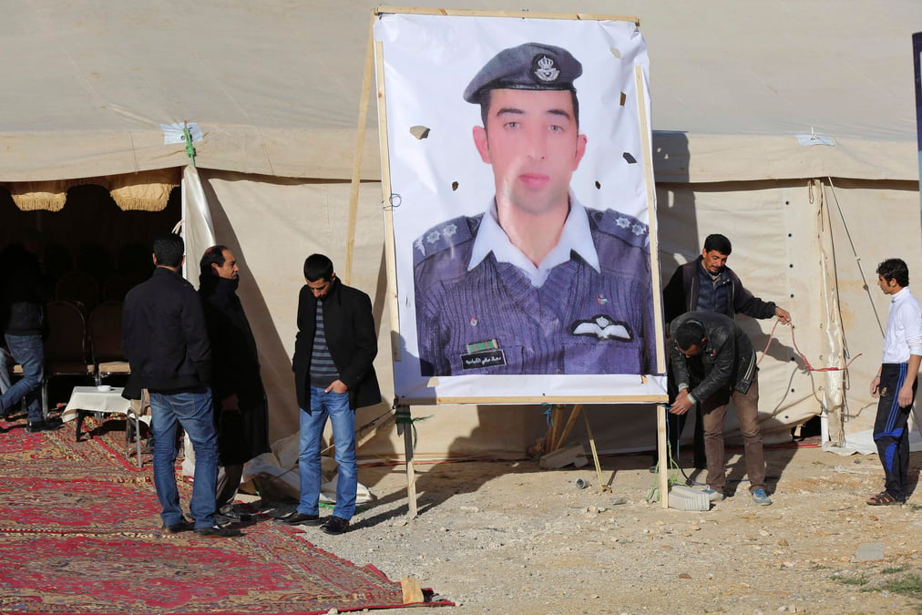 L'ei dit avoir brule vif le pilote jordanien retenu en otage