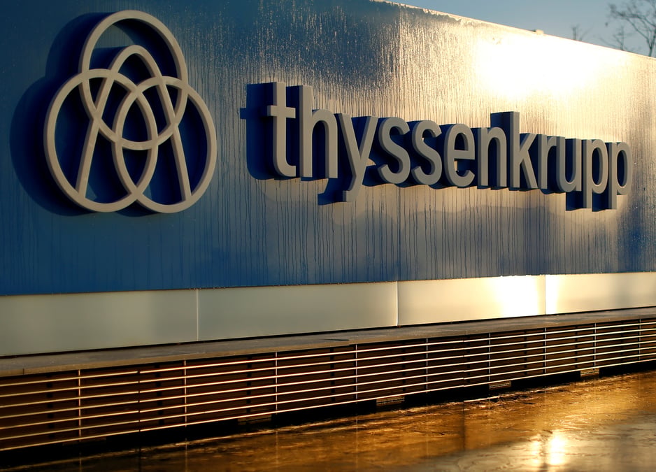 Thyssenkrupp prevoit un 1er trimestre plus faible avant sa scission prevue