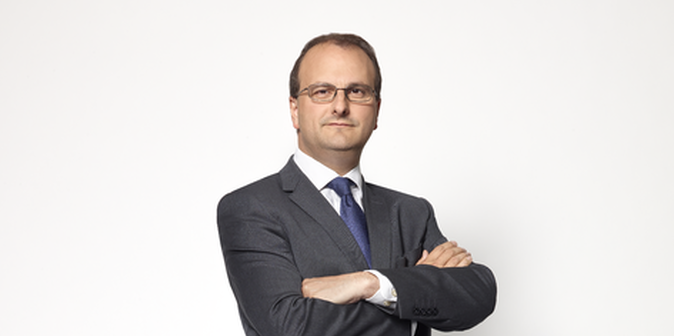 Philippe Pascal, directeur financier du Groupe ADP, est en pôle pour succéder au PDG Augustin de Romanet.