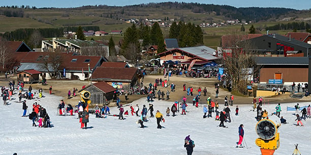 La station de Métabief invente la vie sans neige.