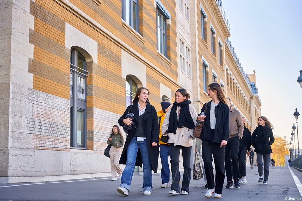 iaelyon School of Management - Campus Manufacture