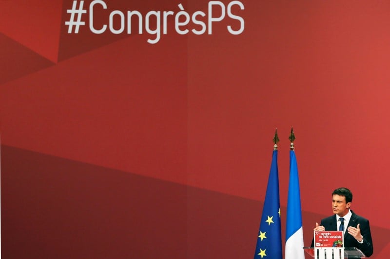 Nicolas sarkozy est un probleme pour la france, dit manuel valls