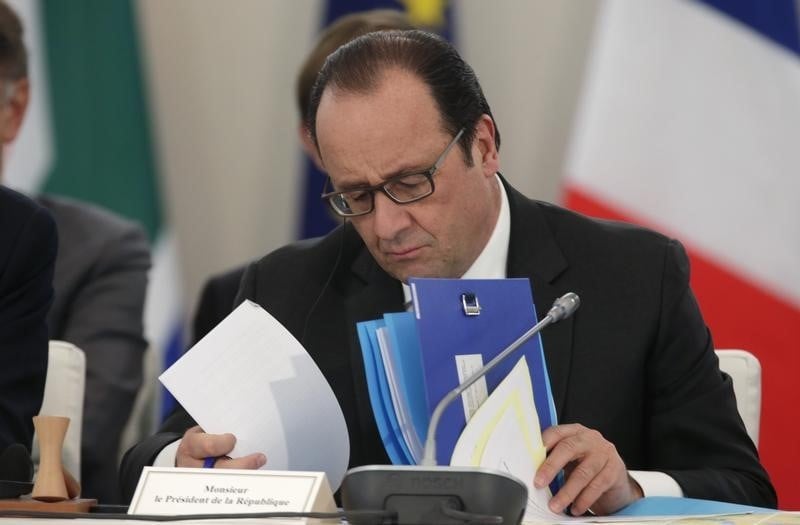 La france prevoit plusieurs milliards d'euros pour les energies renouvelables en afrique