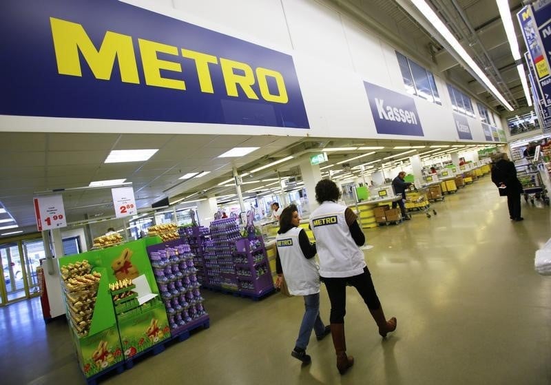 Les ventes trimestrielles de metro progressent a perimetre comparable