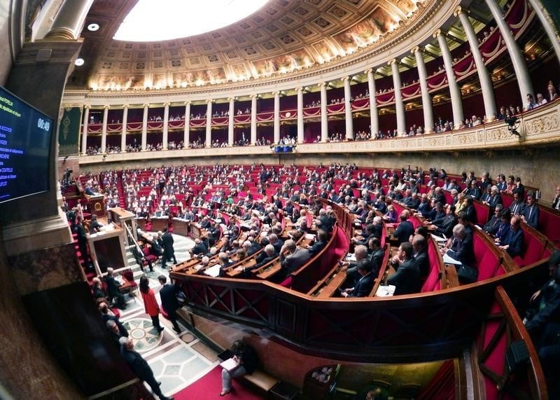 Les deputes examinent le projet "sapin 2" contre la corruption