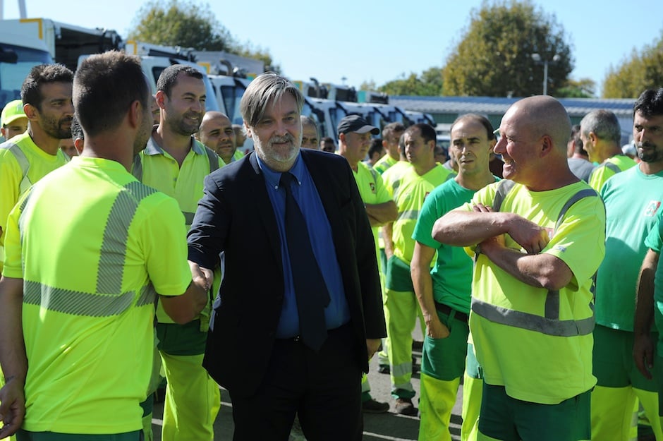 Laurent Nicollin salut les salariés du groupe