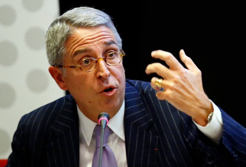 Puyfontaine dit ne pas avoir discute avec elliott de t.italia
