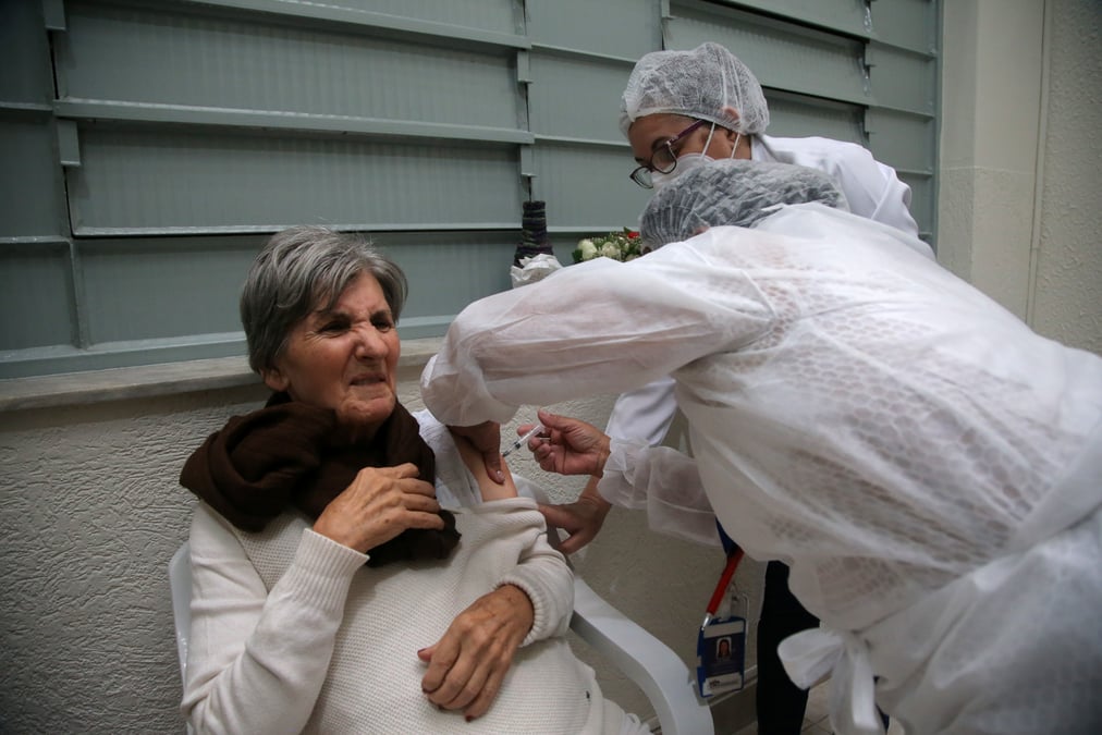 Plus de 1.300 morts au bresil pour le 5e jour consecutif