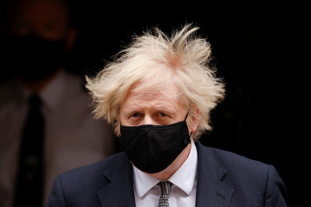 Londres envisage des mesures plus strictes sur les arrivees en provenance de france
