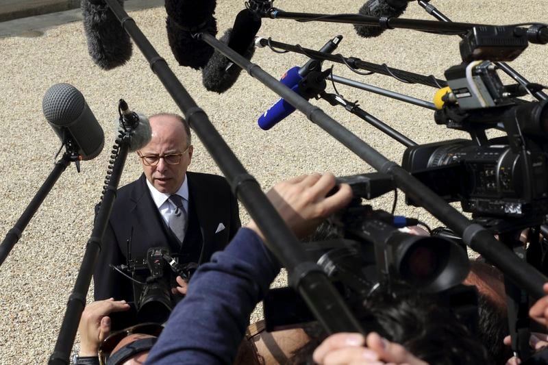 A Marseille, Cazeneuve s'inscrit dans les pas de Valls