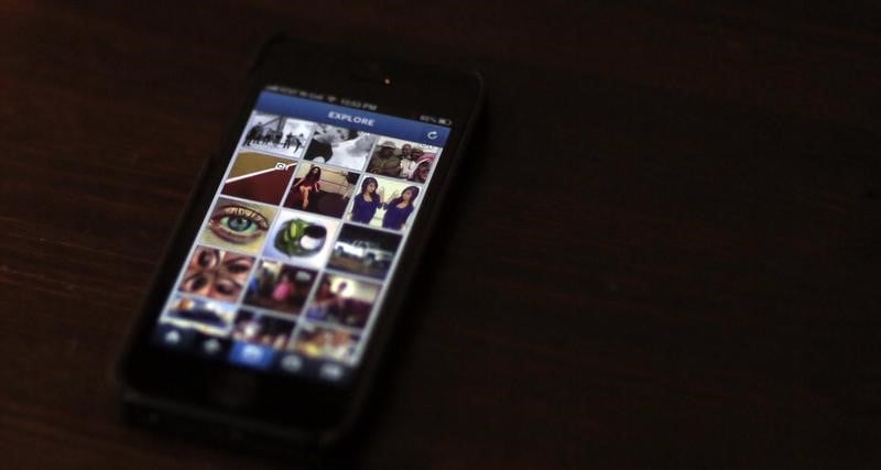 Vers une autorisation parentale pour les reseaux sociaux ?