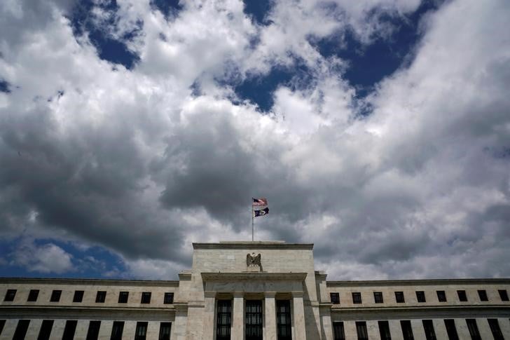 Etats-unis: croissance et inflation modestes a moderees