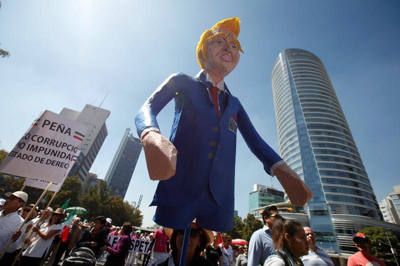 Manifestations au mexique contre trump