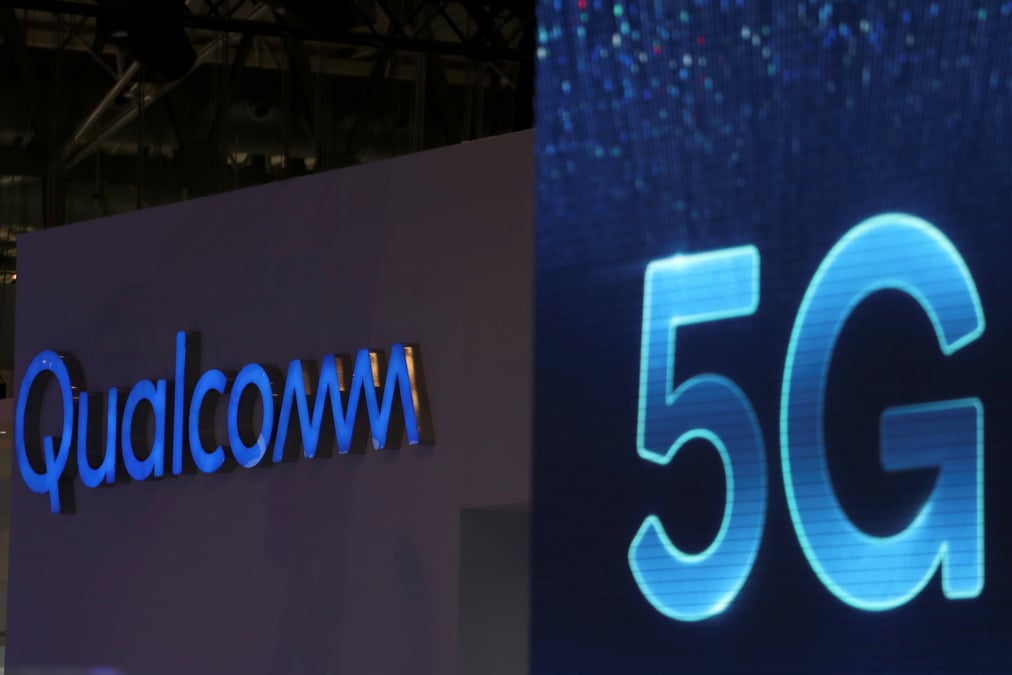 Qualcomm va introduire la 5g dans ses puces pour smartphones de milieu de gamme