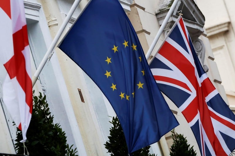 Une courte majorite de britanniques seraient favorables a une sortie de l'ue