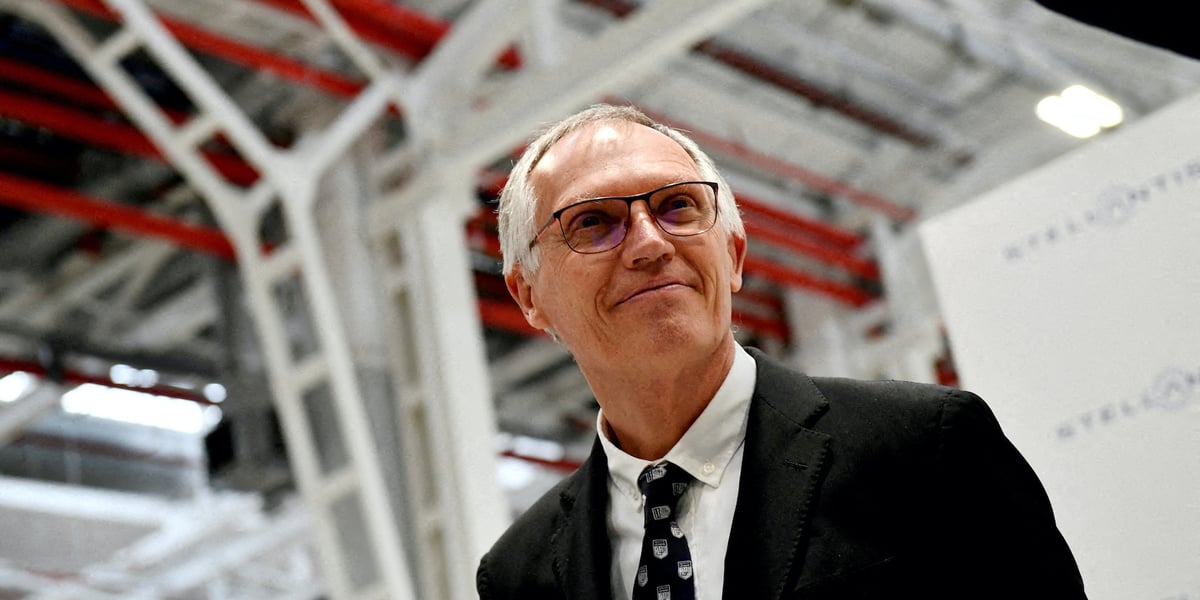 Carlos Tavares n'écarte pas la possibilité de prendre sa retraite en janvier 2026, à la fin de son mandat.