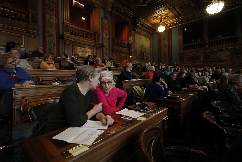 Les "jeunes", grands absents du "grand debat national"