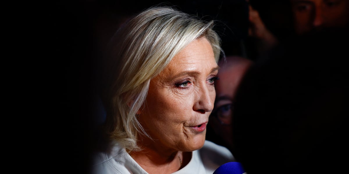 « La majorité du bloc central ne pouvait pas voter pour elle car, en général, elle ne participe pas au vote de la commission des Finances. Cela démontre surtout qu'il n'y a plus aucune règle à l'Assemblée nationale. Elle est devenue une zone de non-droit », a déclaré Marine Le Pen.