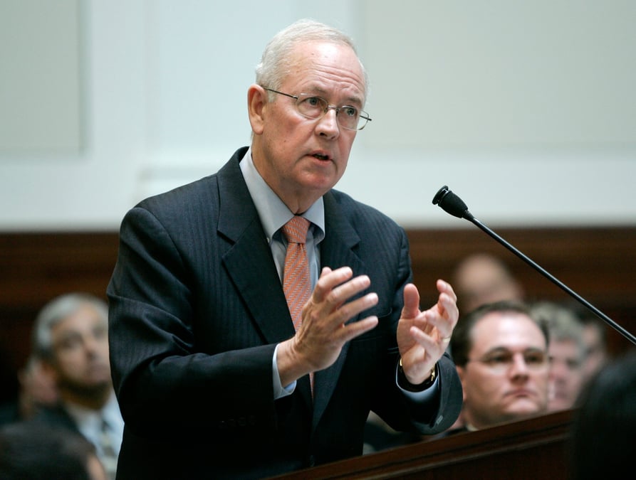 Photo d'archives de l'ancien procureur americain kenneth starr