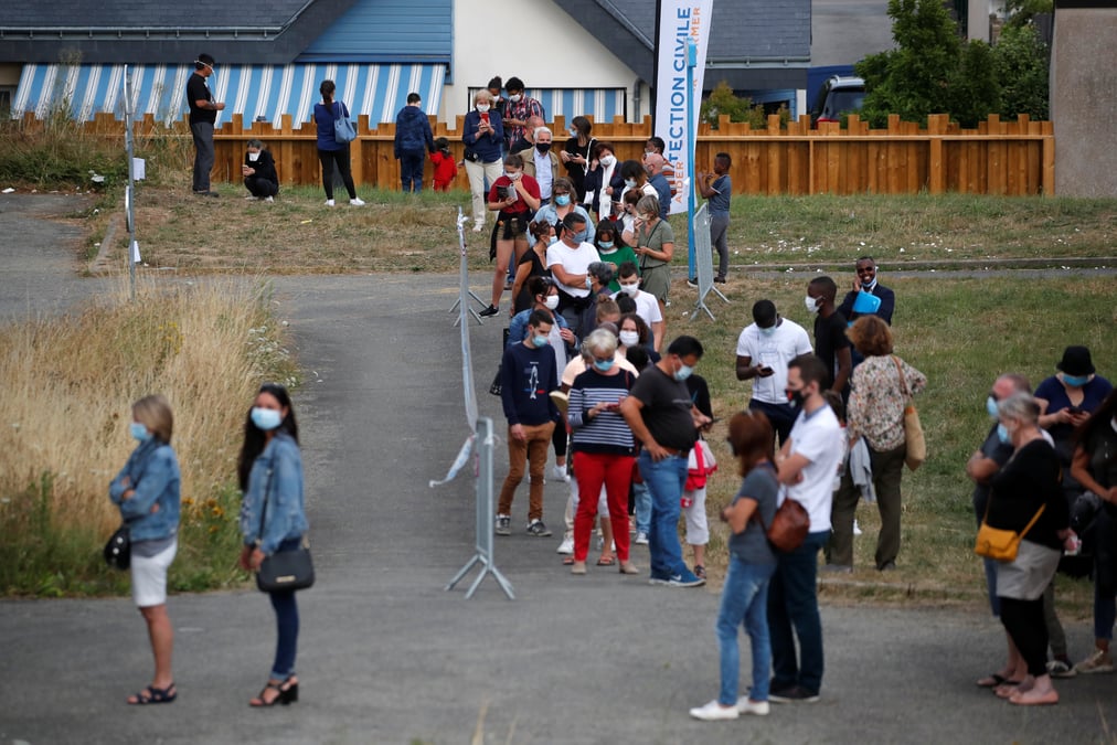 France : port du masque dans les lieux publics obligatoire des la semaine prochaine