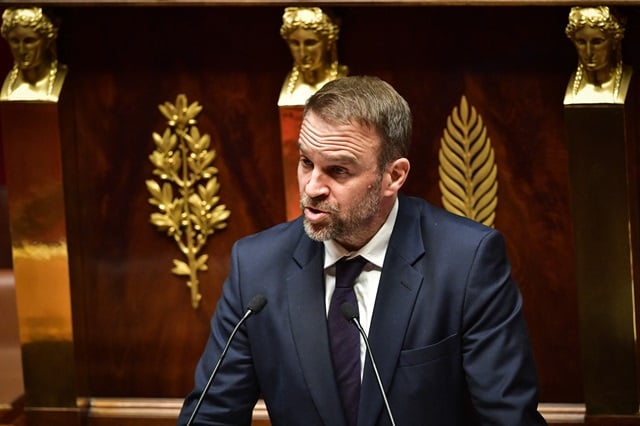 Au micro de France inter ce mardi matin, le ministre de l'Industrie a aussi rappelé que « juridiquement » l'Etat peut toujours « s'opposer à la cession d'Opella ».