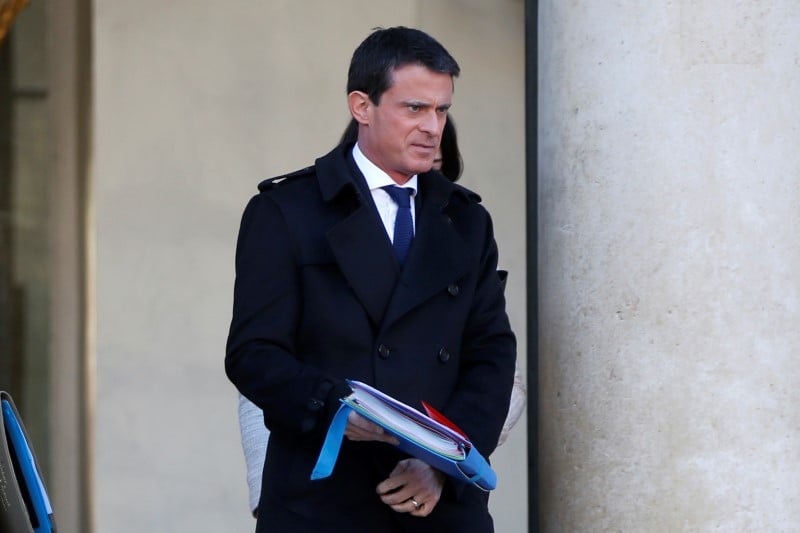 valls defend le projet de loi sur la decheance de nationalite
