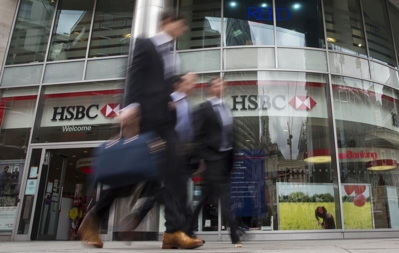 Hsbc suspend ses services internet apres une cyberattaque